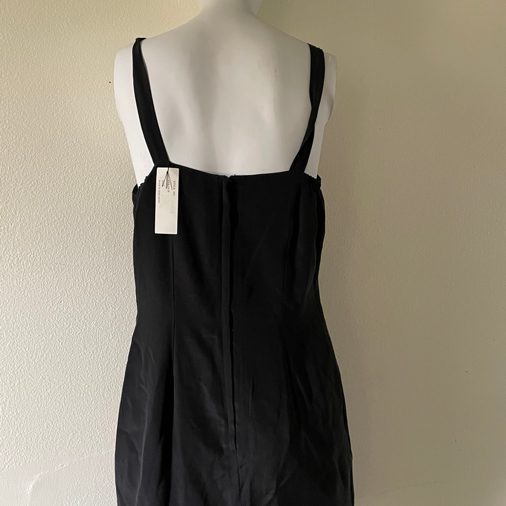 Dress - Picture 2 of 5